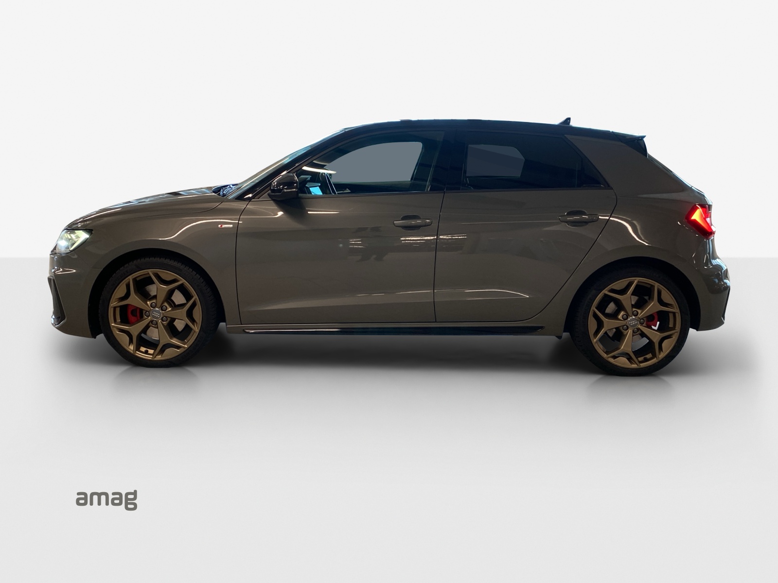 AUDI A1 Sportback 40 TFSI S Line S-tronic-showroom-element-1
