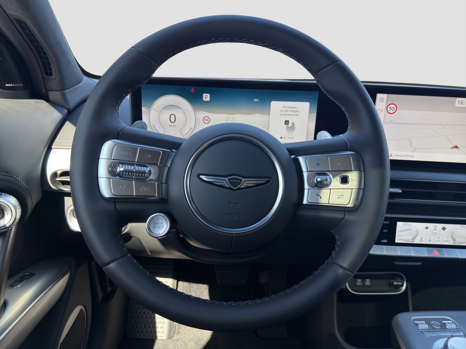 GENESIS GV60 77.4 kWh Sport AWD-image-12