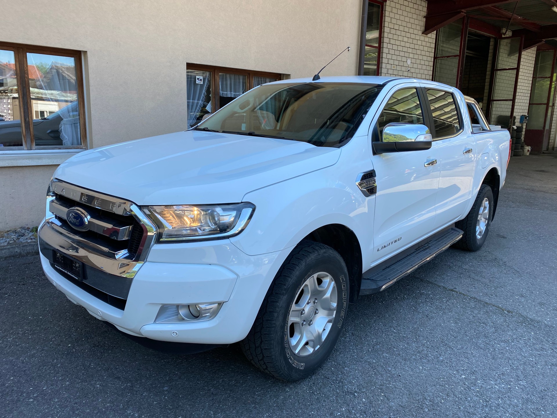 FORD Ranger LTD 3.2 TDCi 4x4 A-image-8