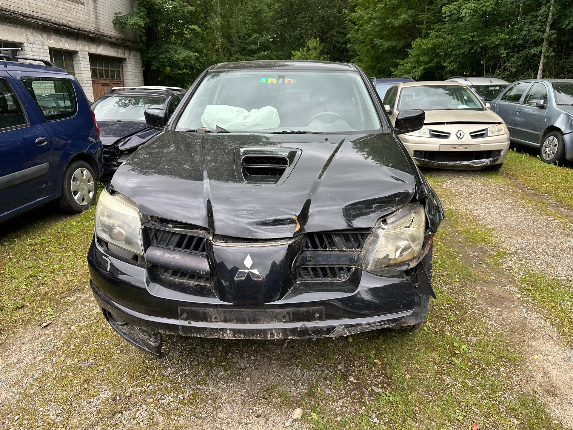 MITSUBISHI Outlander 2.0 16V Turbo FIXPREIS (BETRIEBSFERIEN bis 09.08.26)-showroom-element-2