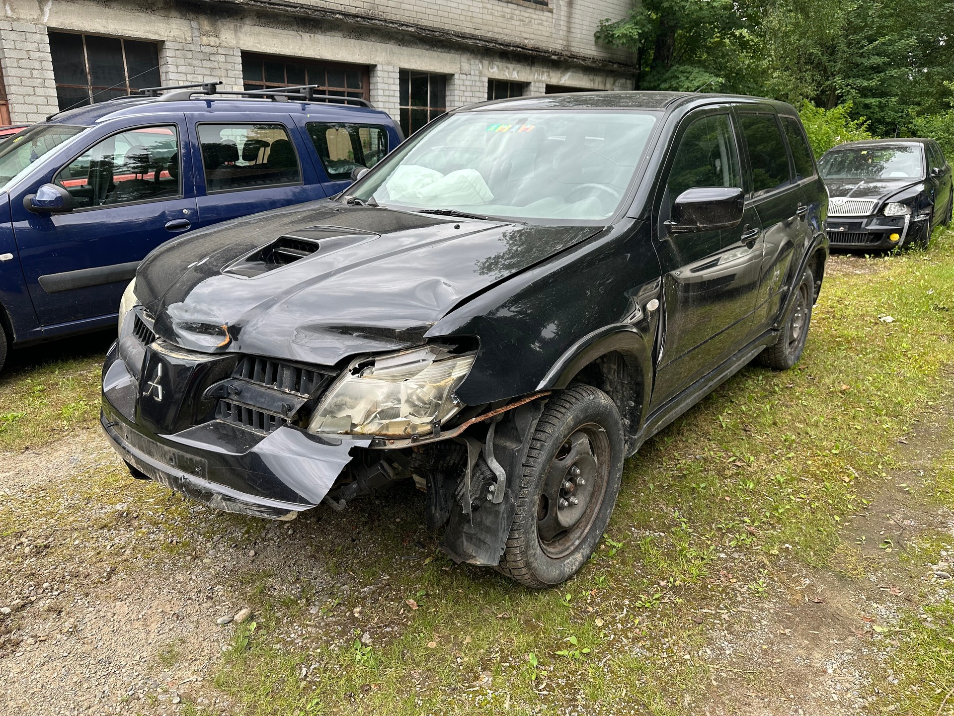 MITSUBISHI Outlander 2.0 16V Turbo FIXPREIS (BETRIEBSFERIEN bis 09.08.26)-showroom-element-3