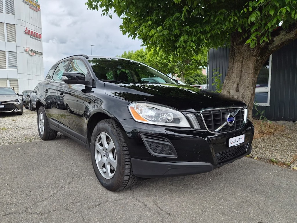 VOLVO XC60 D3 Momentum Geartronic