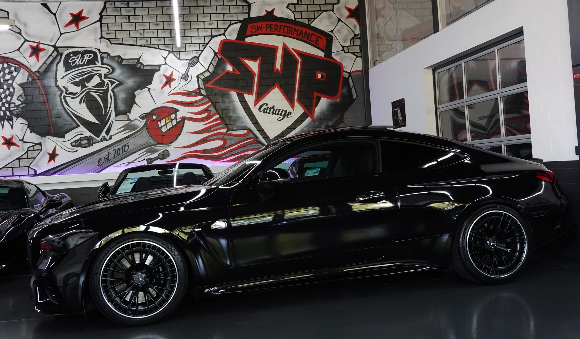 MERCEDES-BENZ CLE 53 COUPE AMG 4MATIC+ 9G-TRONIC BLACK DIVA-showroom-element-1