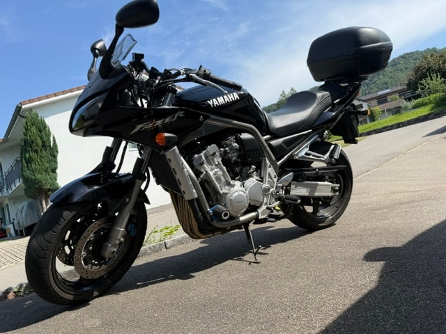 YAMAHA FZS 1000 Fazer-image-3