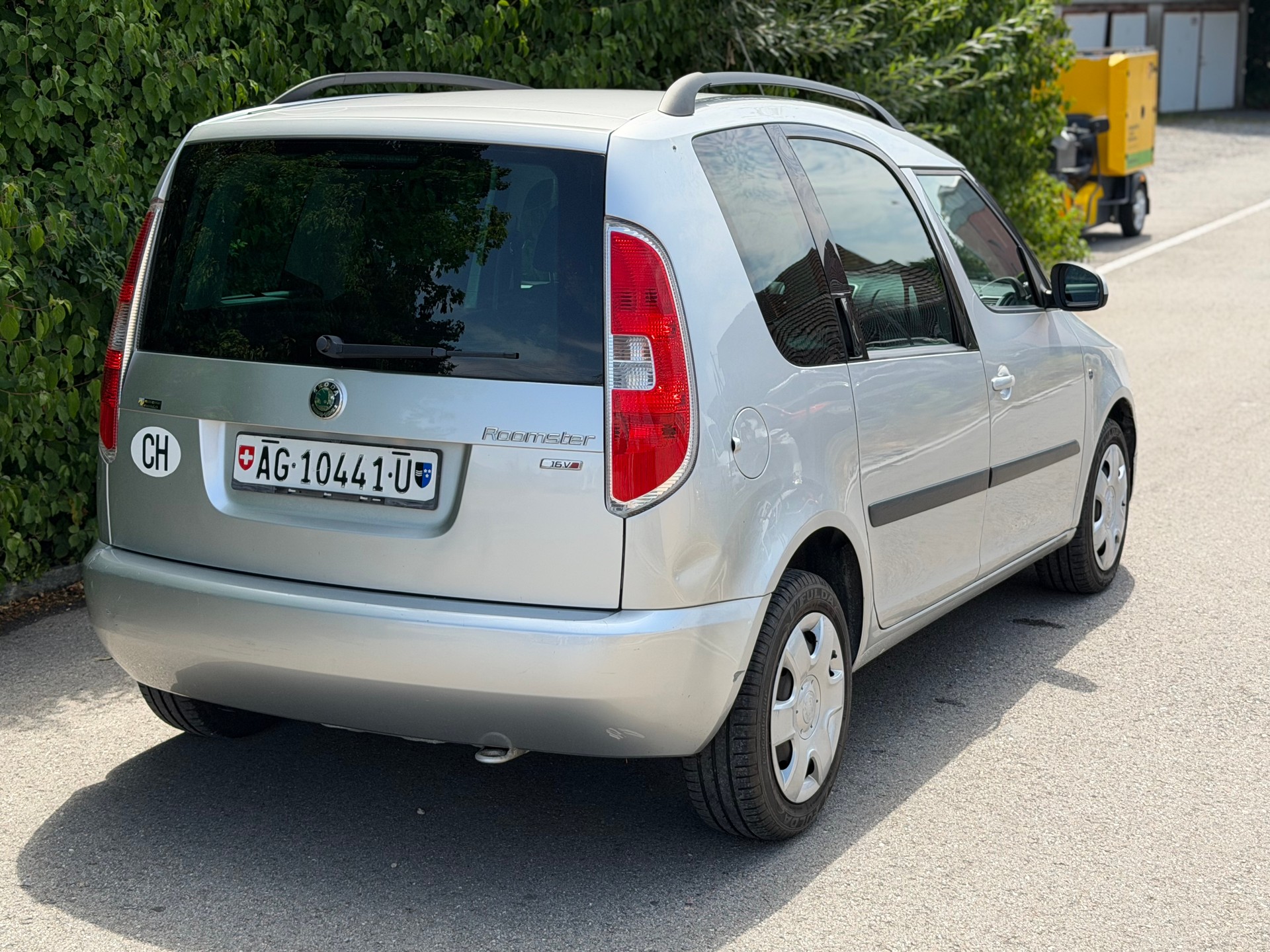 SKODA Roomster 1.6 Style-image-3