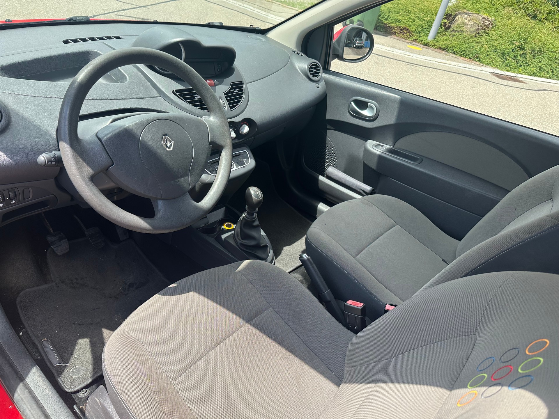 RENAULT Twingo 1.2 Authentique-image-8