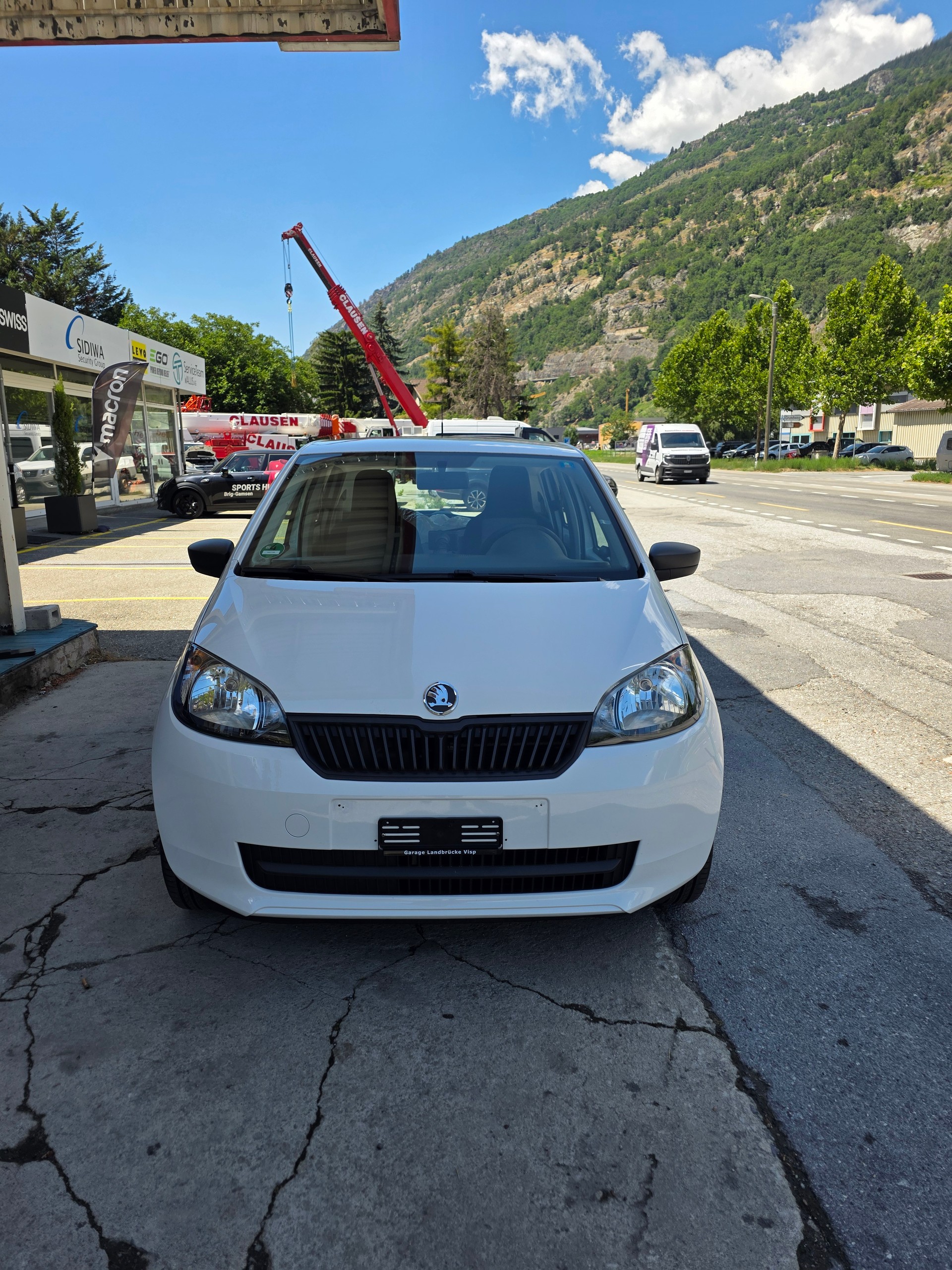 SKODA Citigo 1.0 G-tec Ambition-image-1