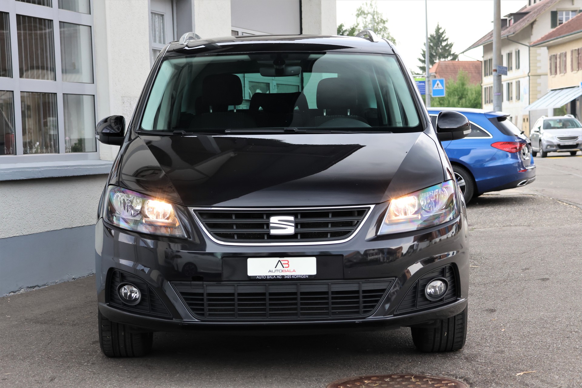 SEAT Alhambra 1.4 TSI Style DSG (CH) 7 Plätzer + 1.8T AHK-showroom-element-1