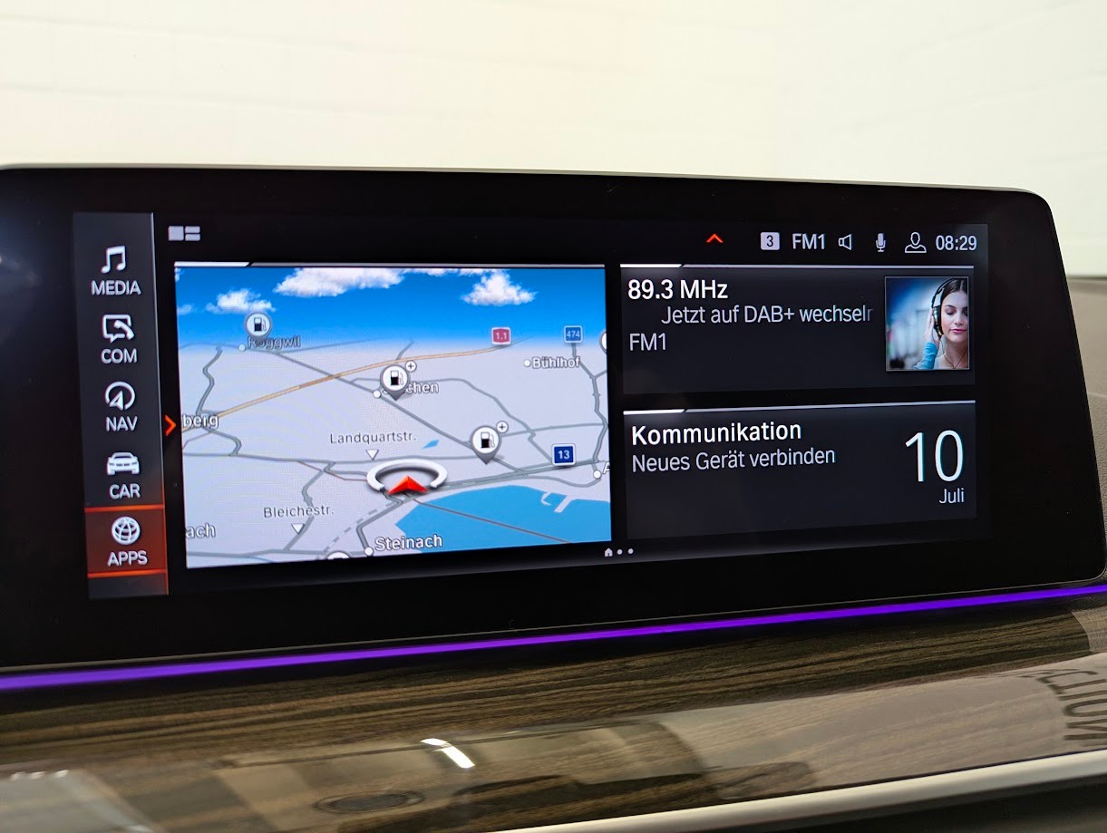 BMW M550i xDrive SAG G30 FACELIFT*12MT GAR HEAD-UP HARMAN/KARDON VOLL-LED LEDER MEMORY ADAPT. FAHRWERK*-image-11