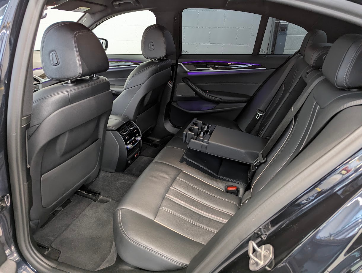 BMW M550i xDrive SAG G30 FACELIFT*12MT GAR HEAD-UP HARMAN/KARDON VOLL-LED LEDER MEMORY ADAPT. FAHRWERK*-image-27