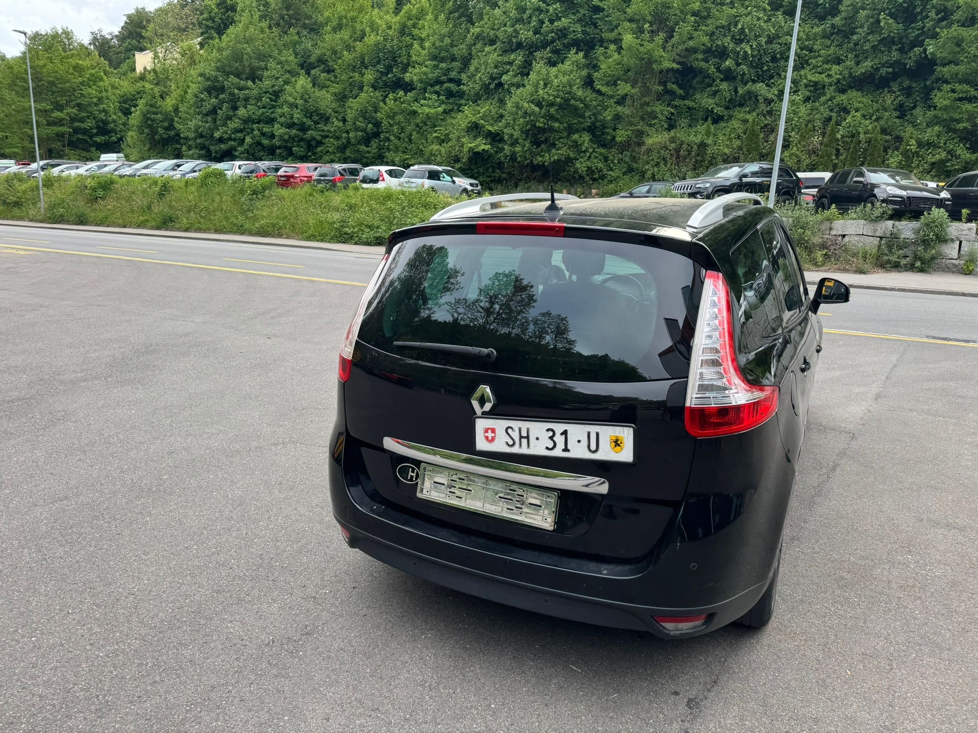 RENAULT Grand Scénic 1.5 dCi Swiss Edition EDC-image-5
