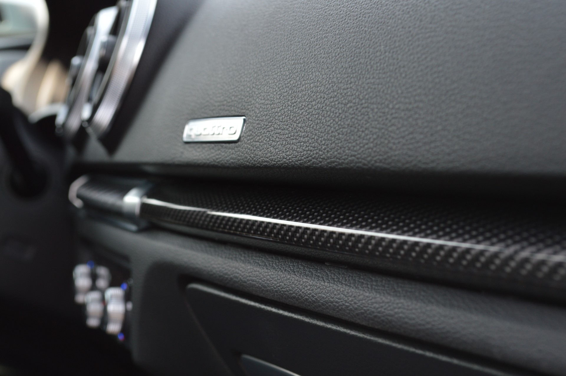 AUDI RS3 Sportback 2.5 TSI quattro S-tronic-image-19