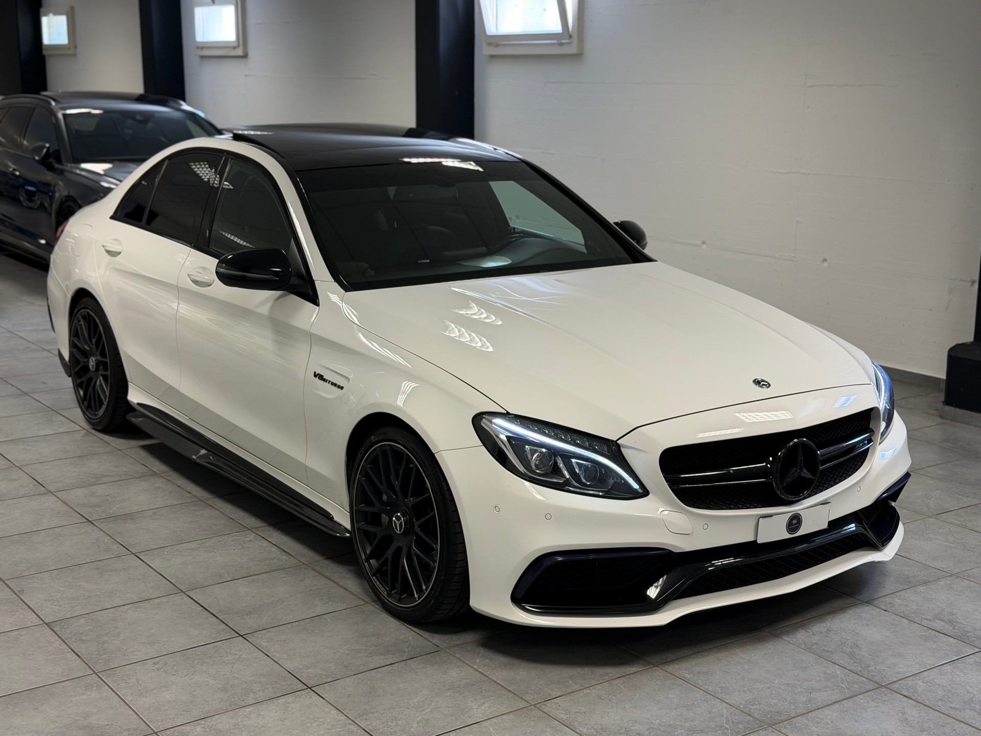 MERCEDES-BENZ C 63 AMG Speedshift-image-6