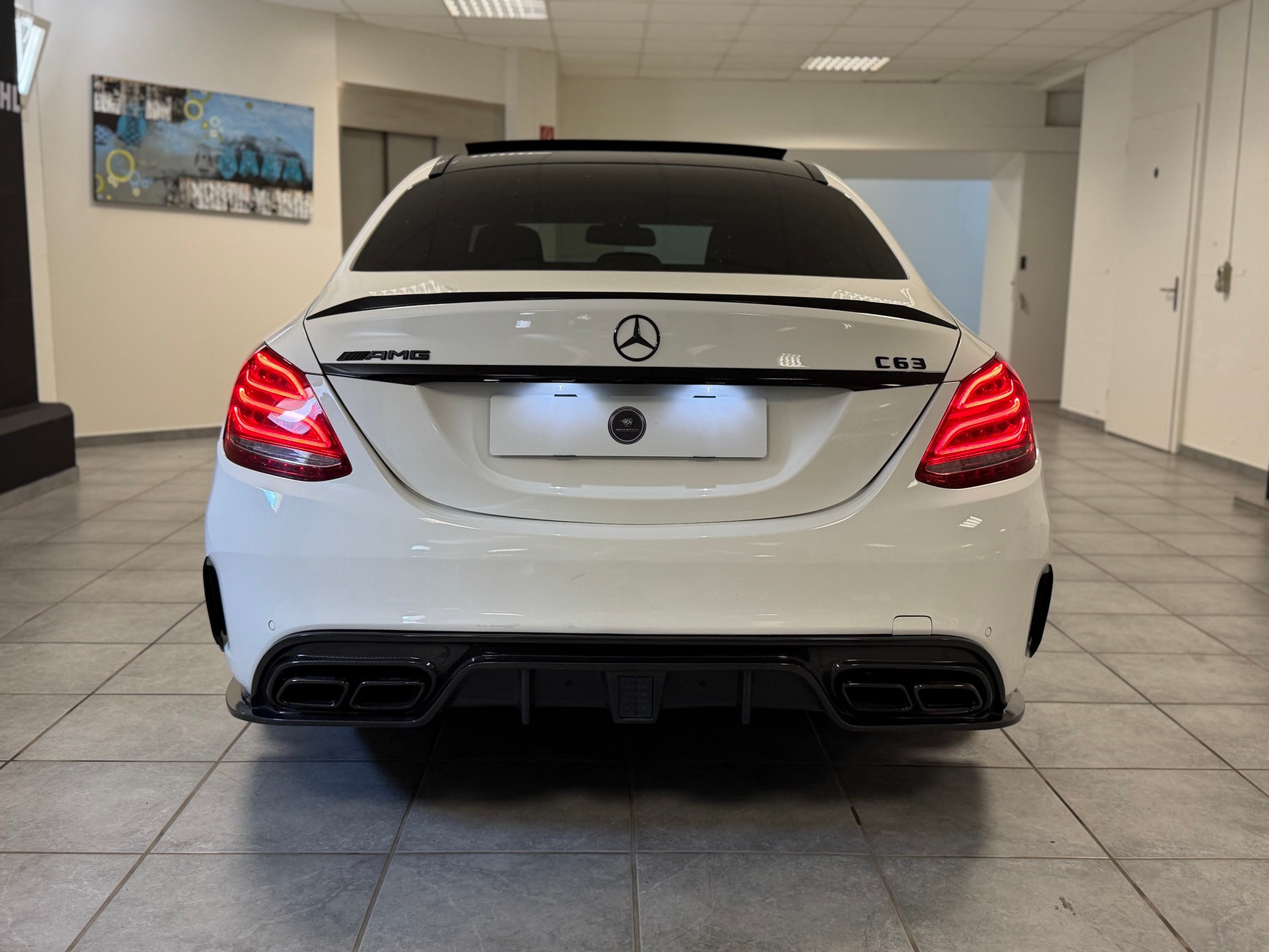 MERCEDES-BENZ C 63 AMG Speedshift-image-15