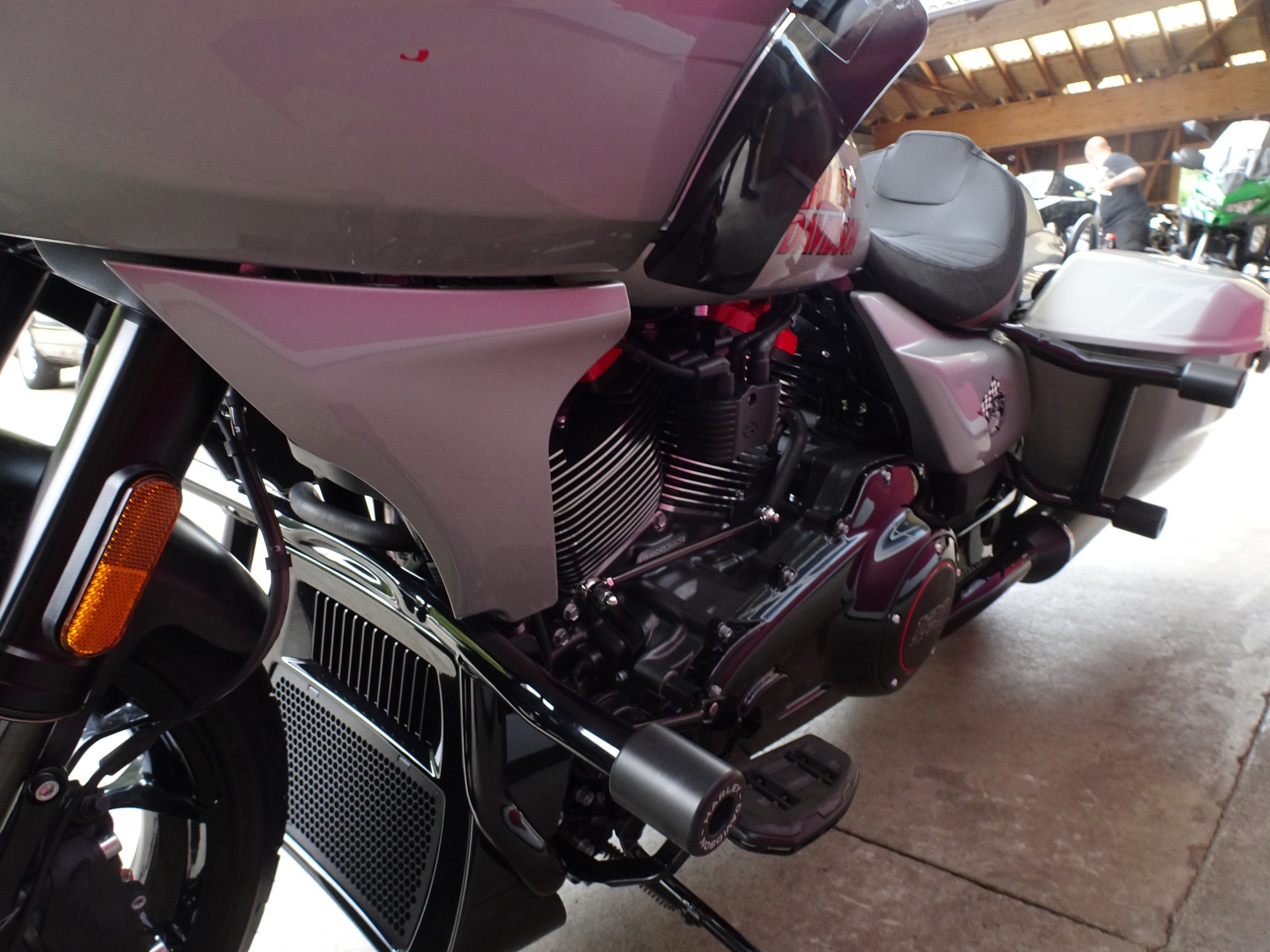 HARLEY-DAVIDSON FLTRXSTSE Road Glide ST 121 CVO-image-12
