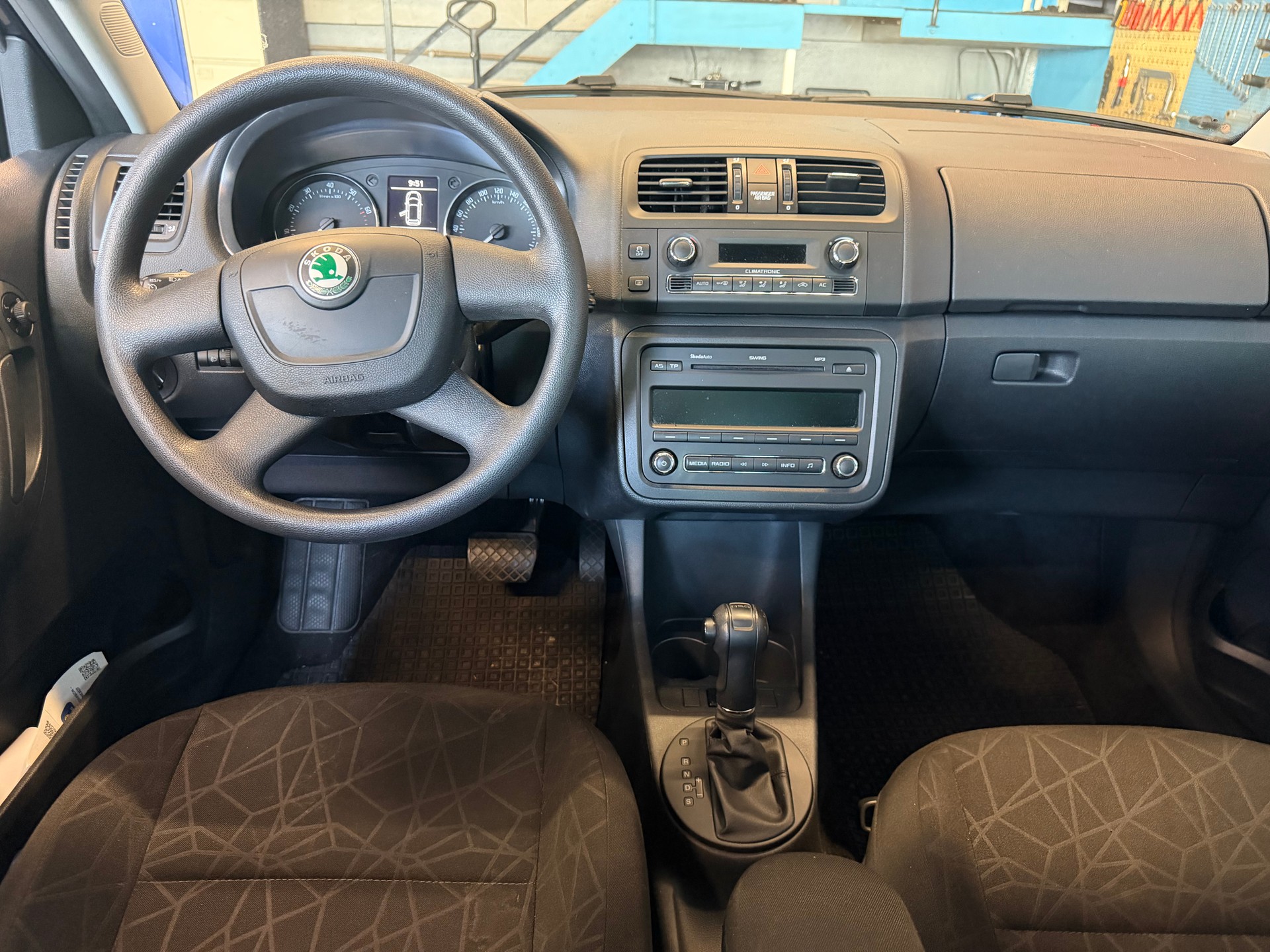 SKODA Fabia 1.2 TSI Family DSG-image-9