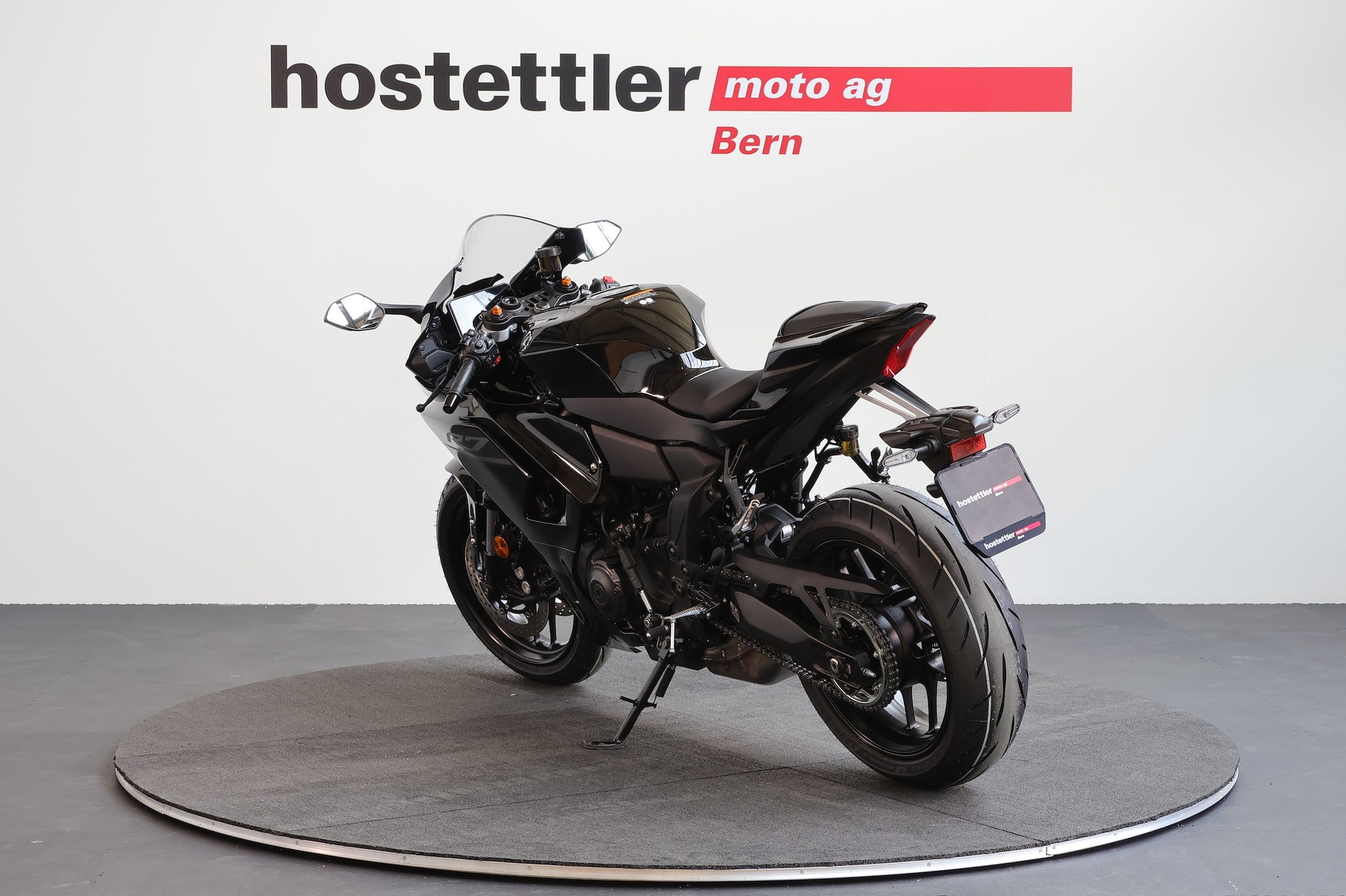 YAMAHA R7-image-3