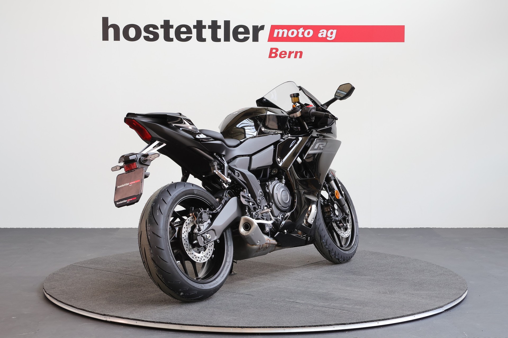 YAMAHA R7-image-2