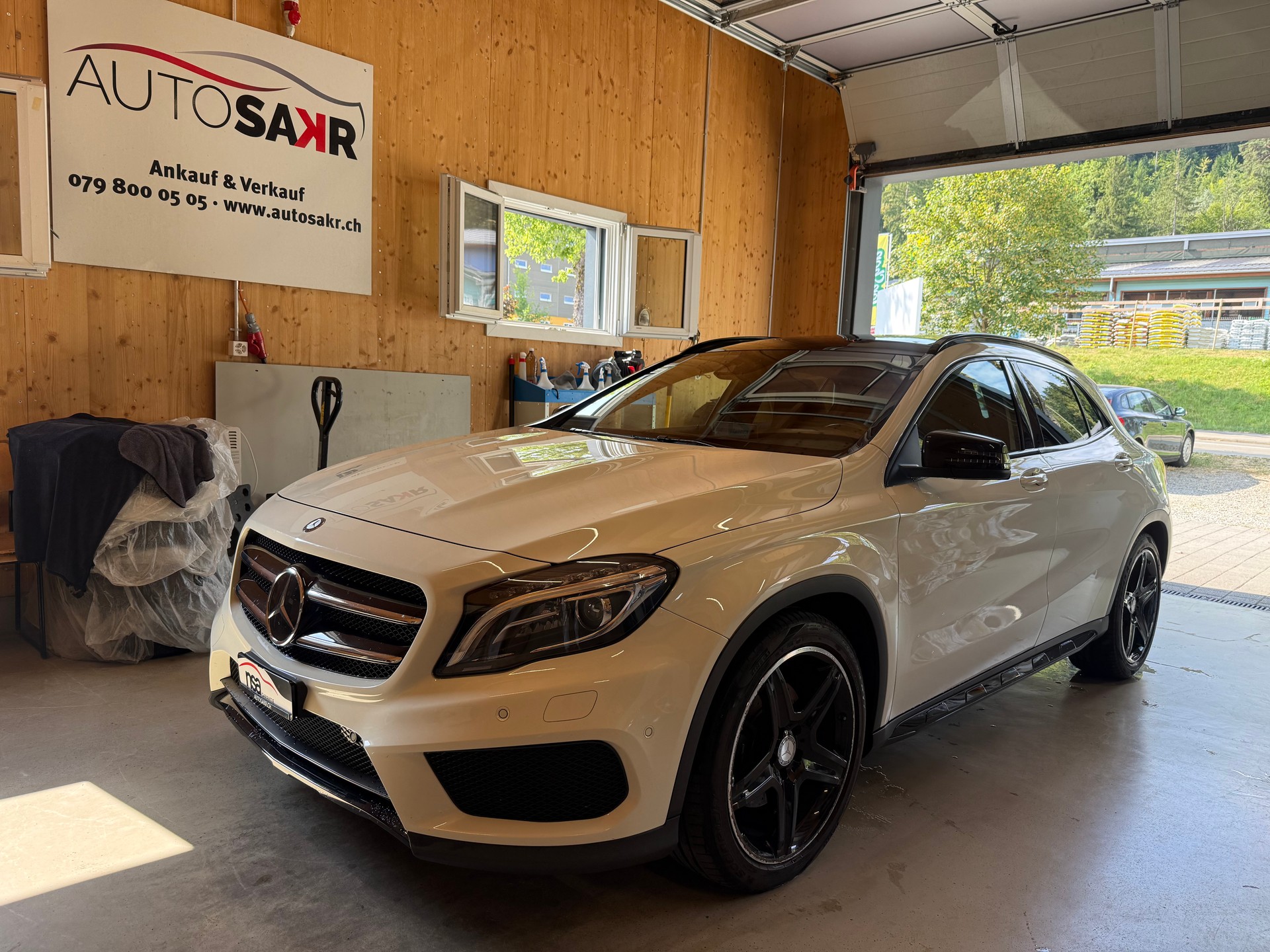 MERCEDES-BENZ GLA 250 AMG Line 4Matic 7G-DCT