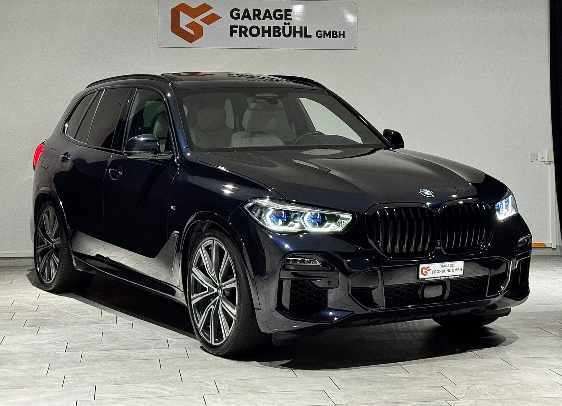 BMW X5 xDrive 40i M-Sport Steptronic | 7 Plätzer | CH |-showroom-element-2