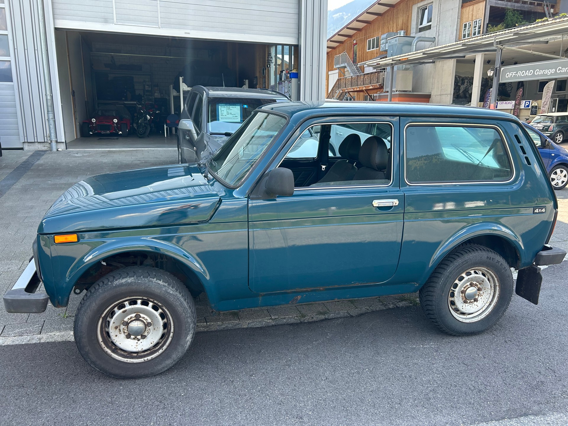 LADA Niva M Classic 4x4 1.7i-image-3