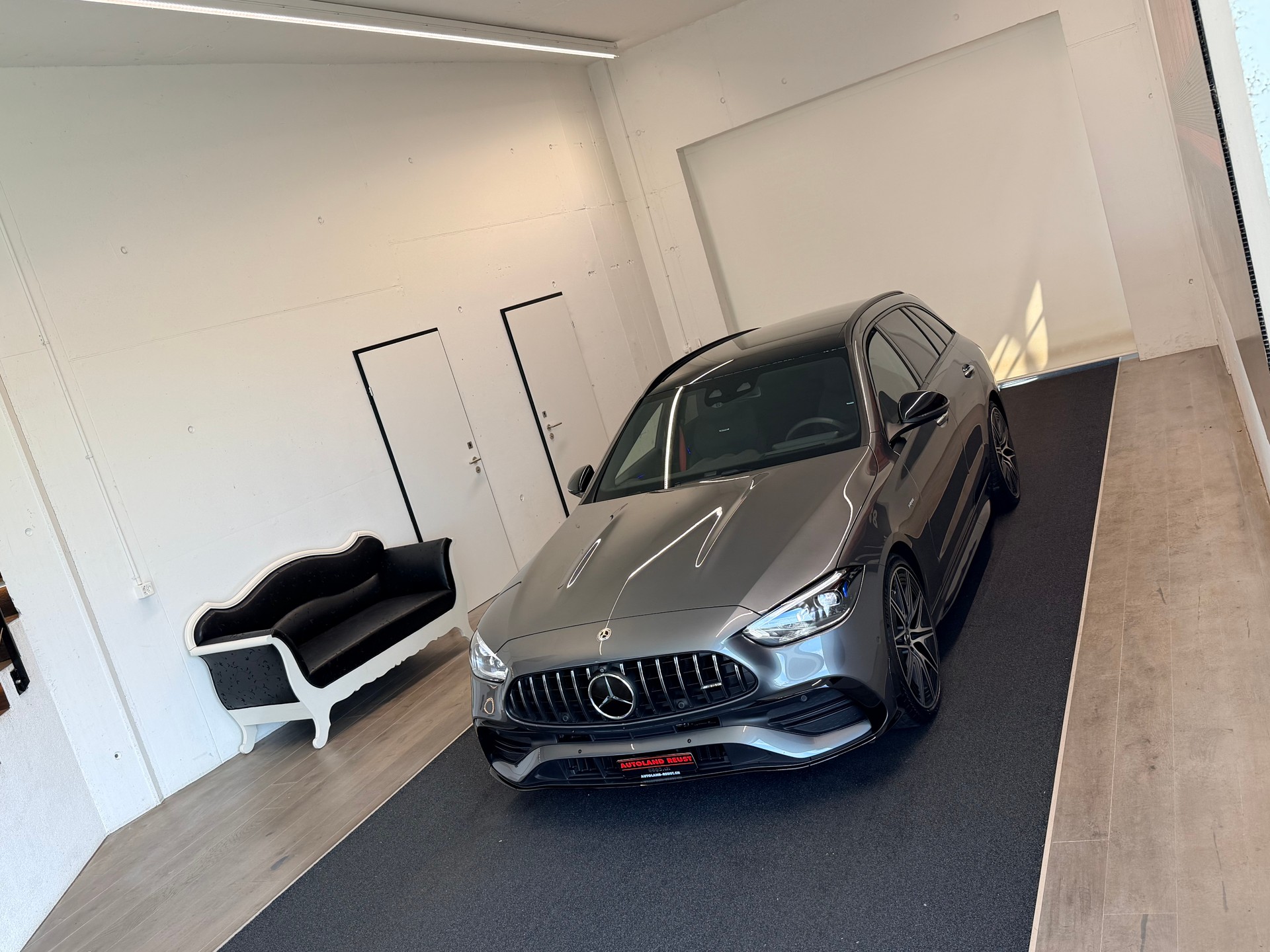 MERCEDES-BENZ C 43 AMG T 4 Matic-showroom-element-3
