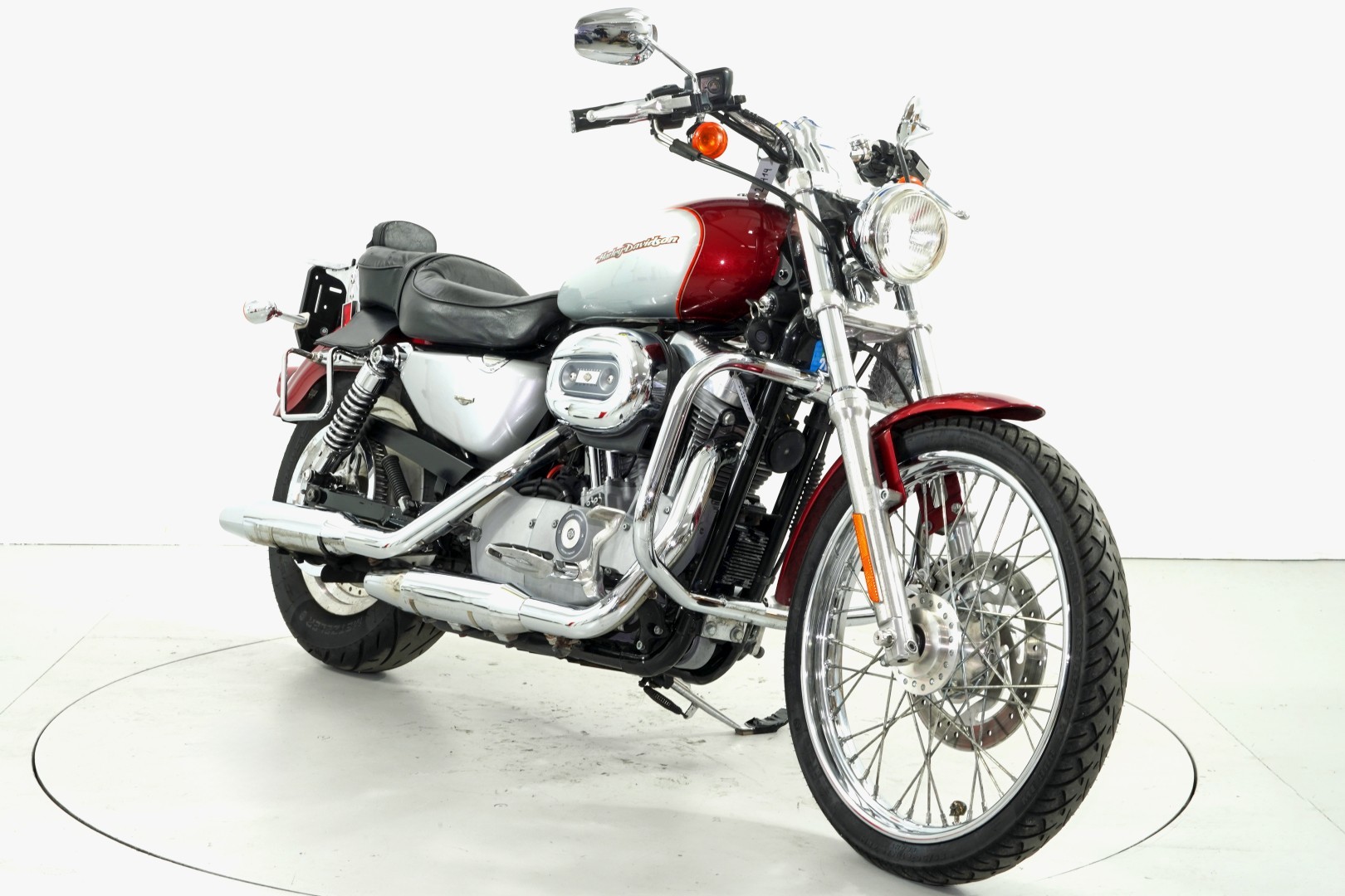 HARLEY-DAVIDSON XLH 883 C-image-1
