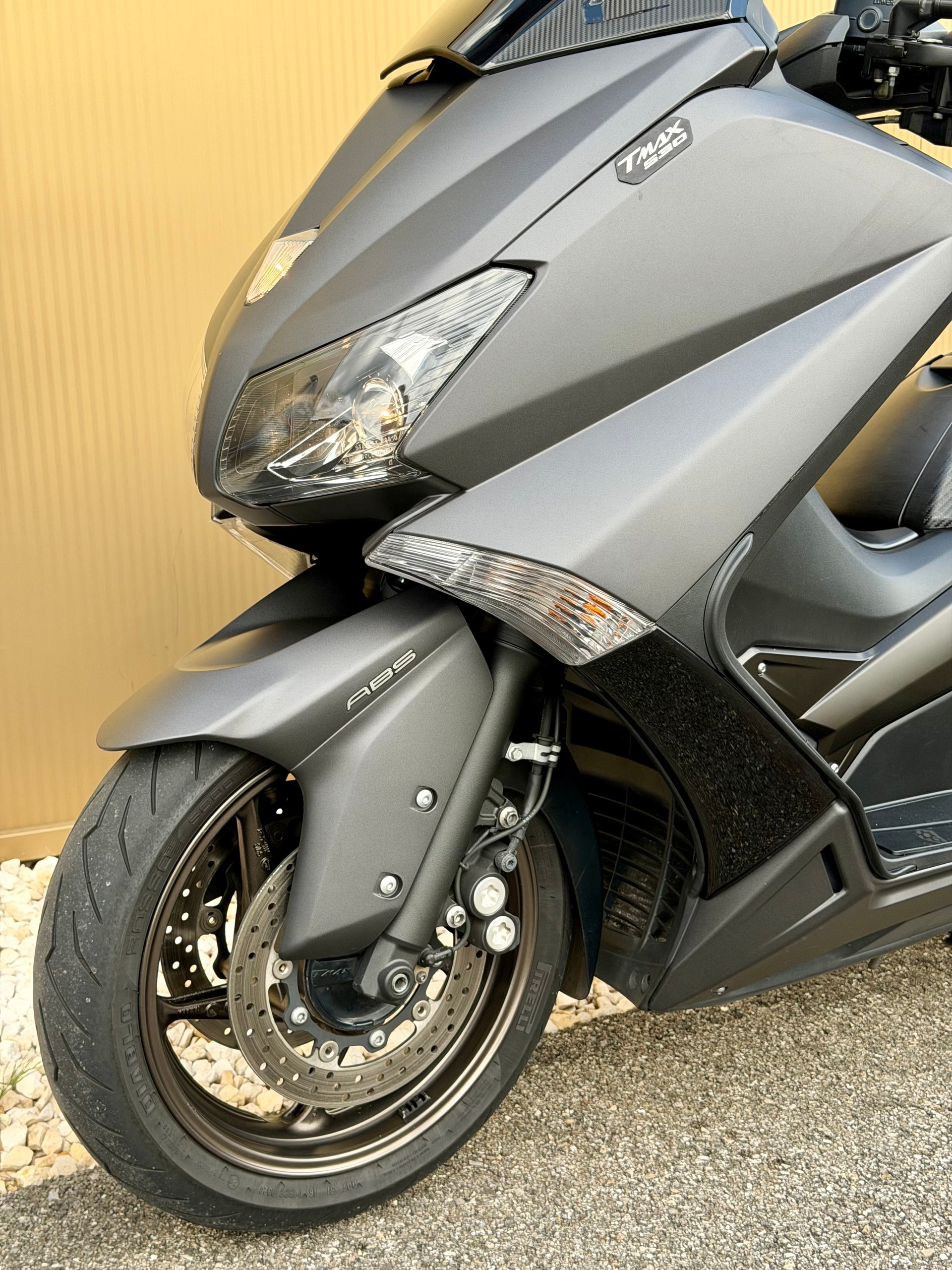 YAMAHA T-MAX XP 530 ABS-image-8