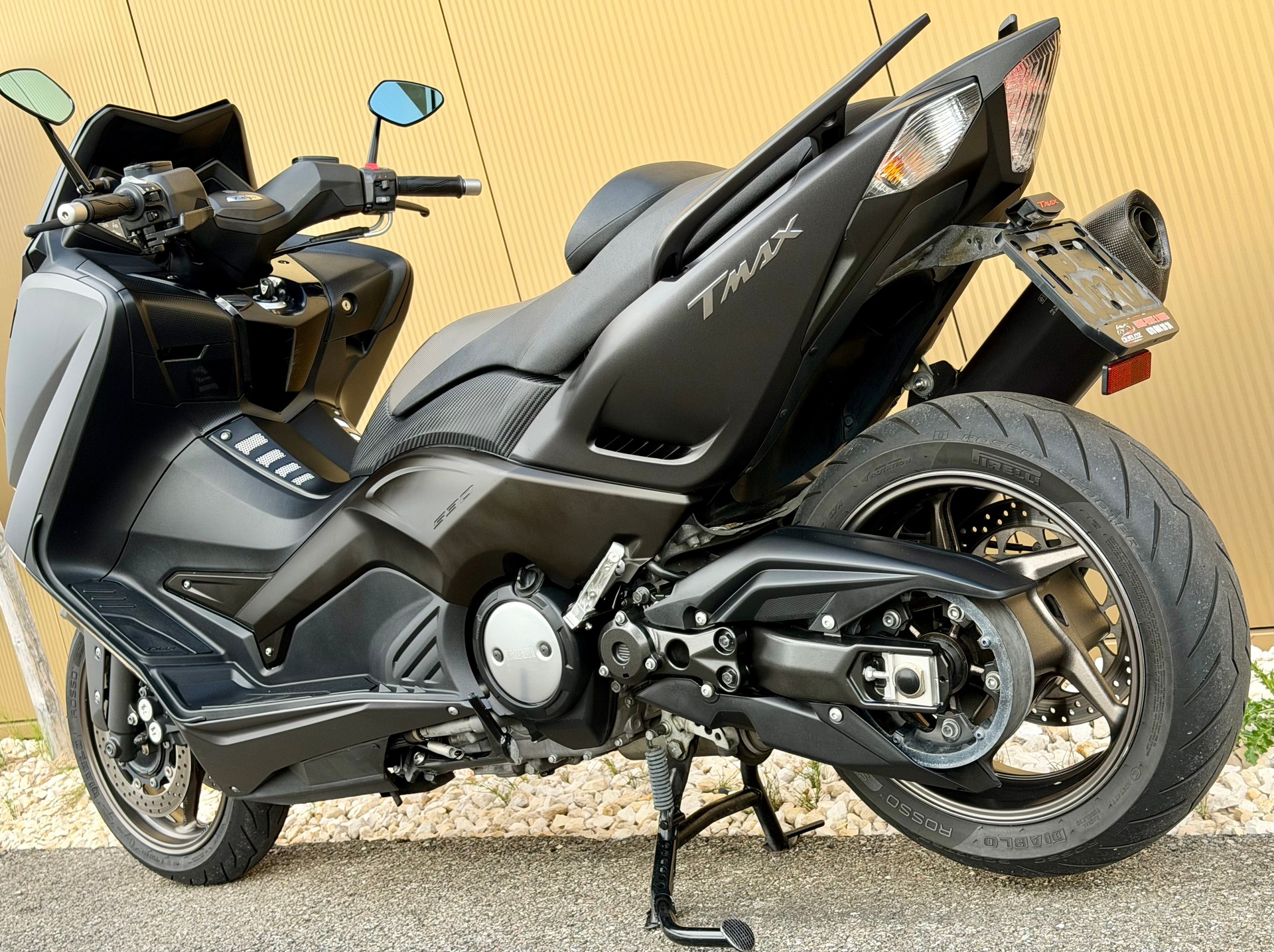 YAMAHA T-MAX XP 530 ABS-image-11