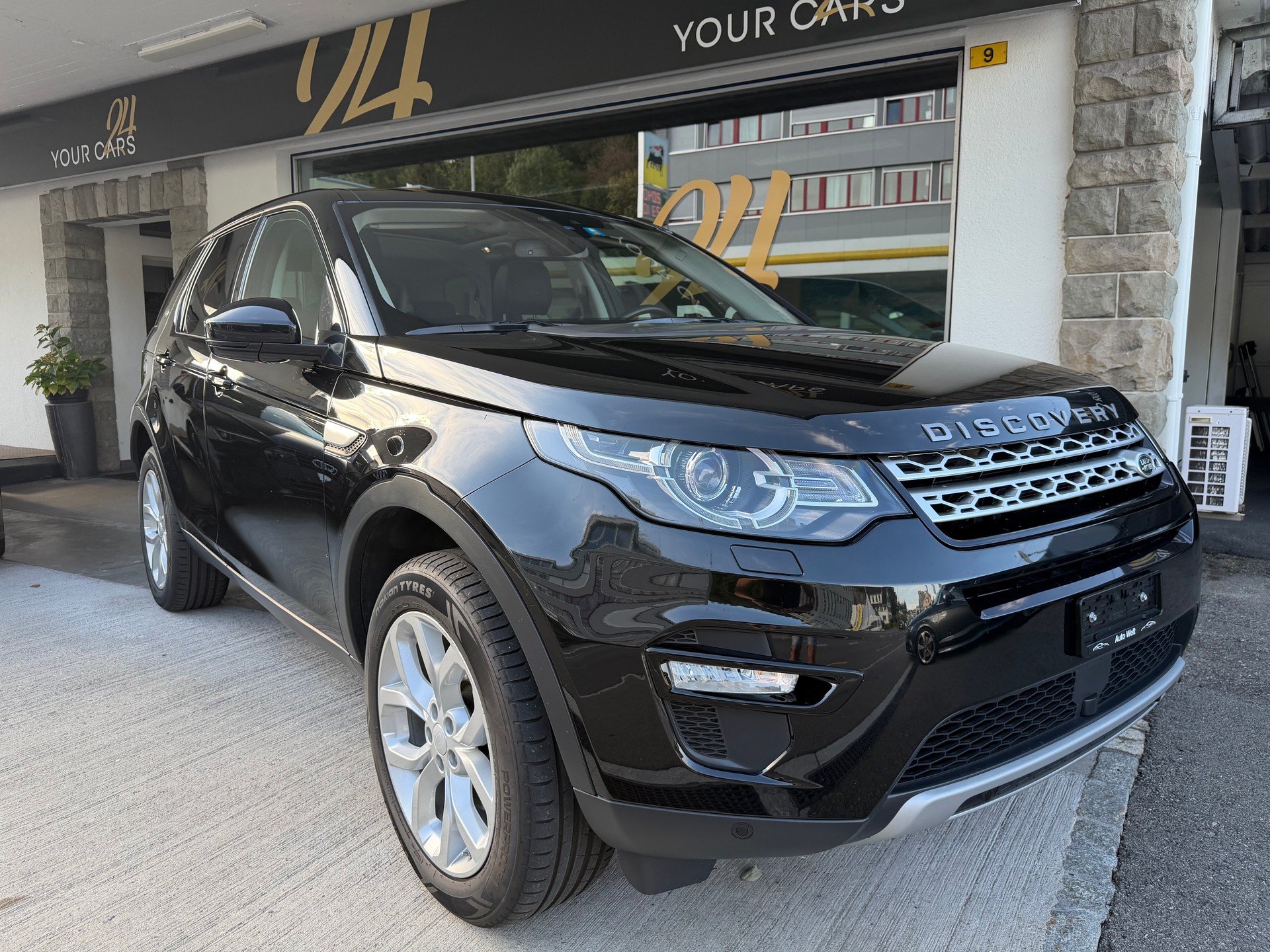 LAND ROVER Discovery Sport 2.0 Si4 Pure AT9-showroom-element-2