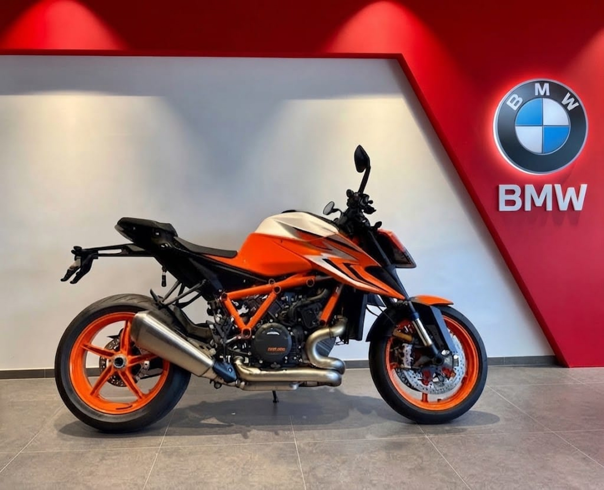 KTM 1290 Super Duke R Evo-image-0
