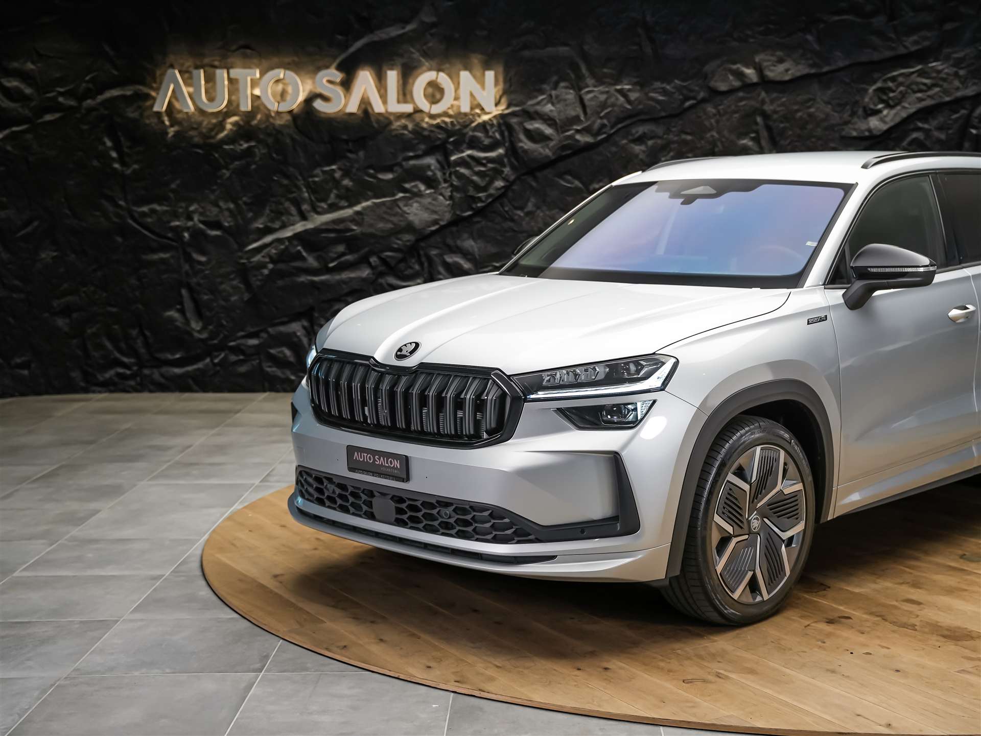 SKODA Kodiaq 2.0 TDI Sportline 4x4 *Werksgarantie*Matrix LED*AHK*-image-14