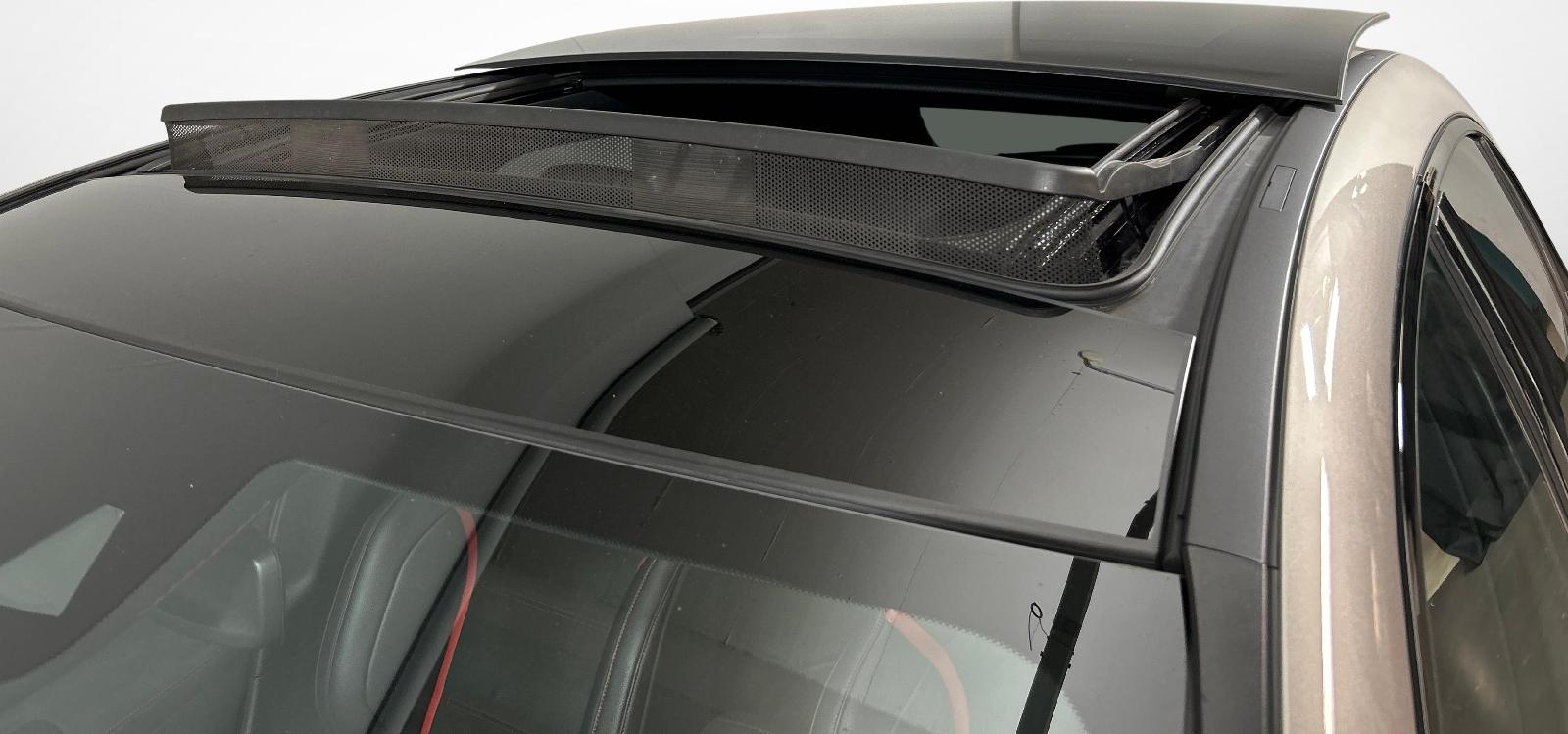 MERCEDES-BENZ A-Klasse W177 A 35 AMG 4matic-image-9