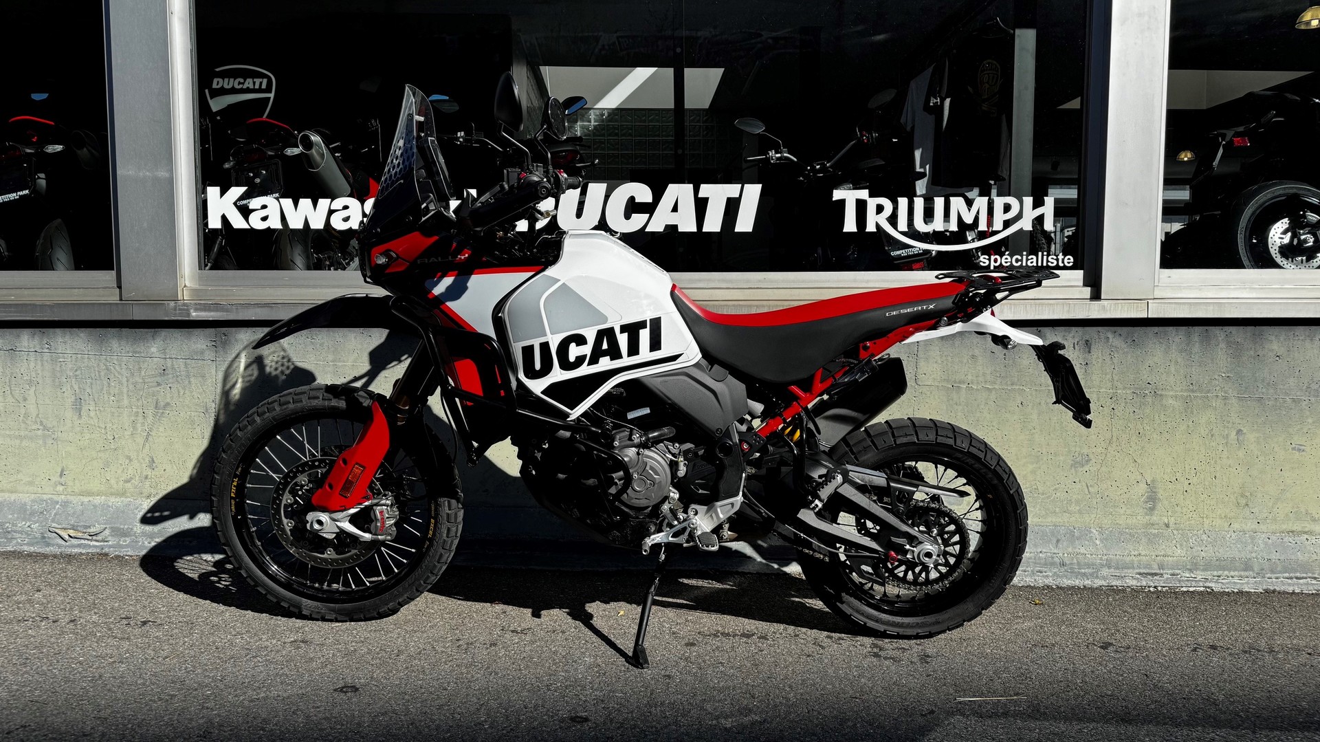 DUCATI Desert X Rally-image-1