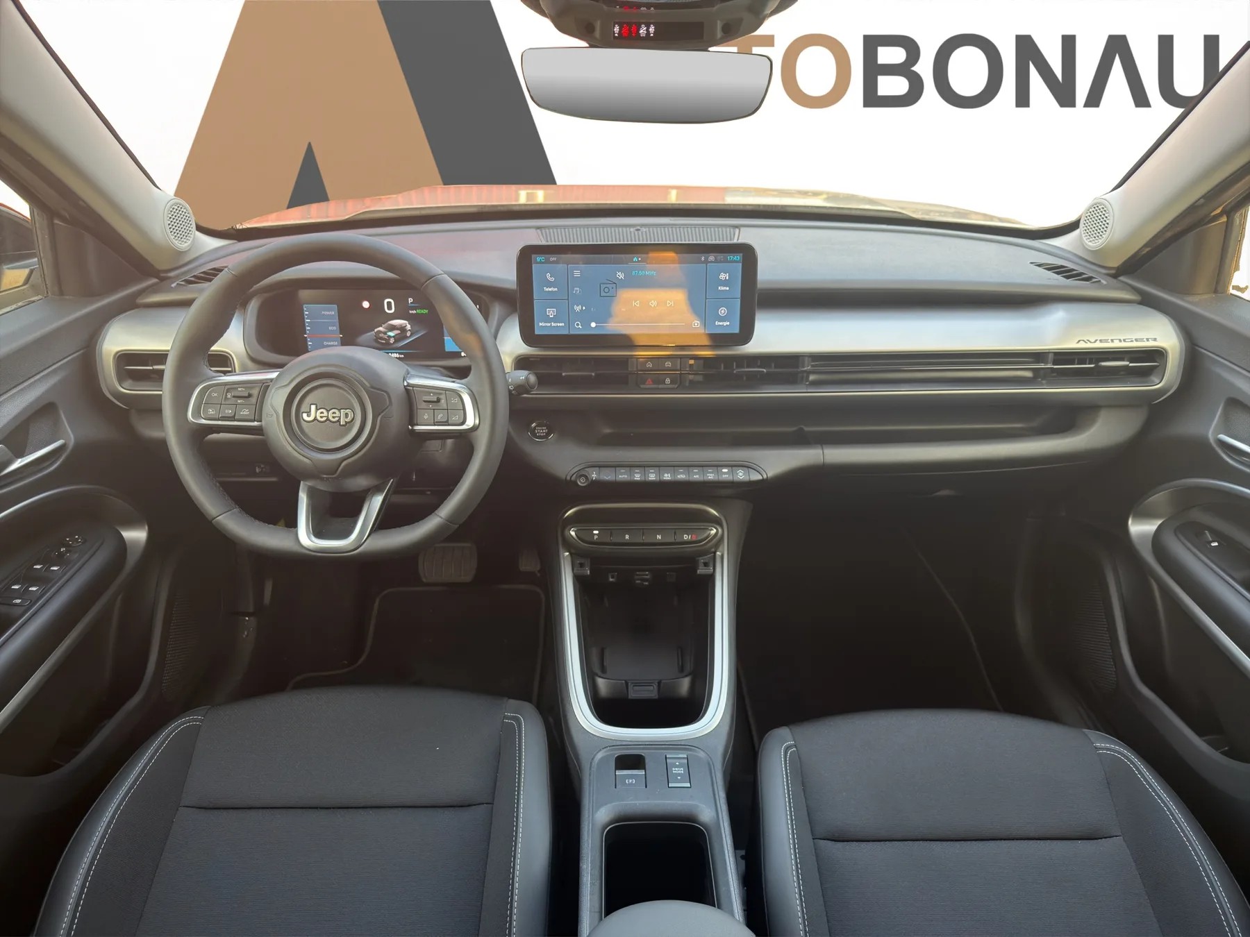 JEEP Avenger Summit-image-9
