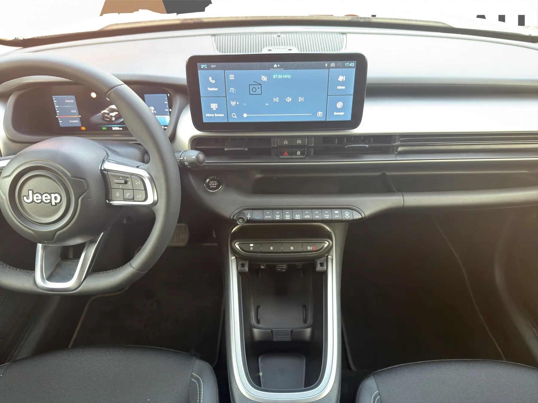 JEEP Avenger Summit-image-15
