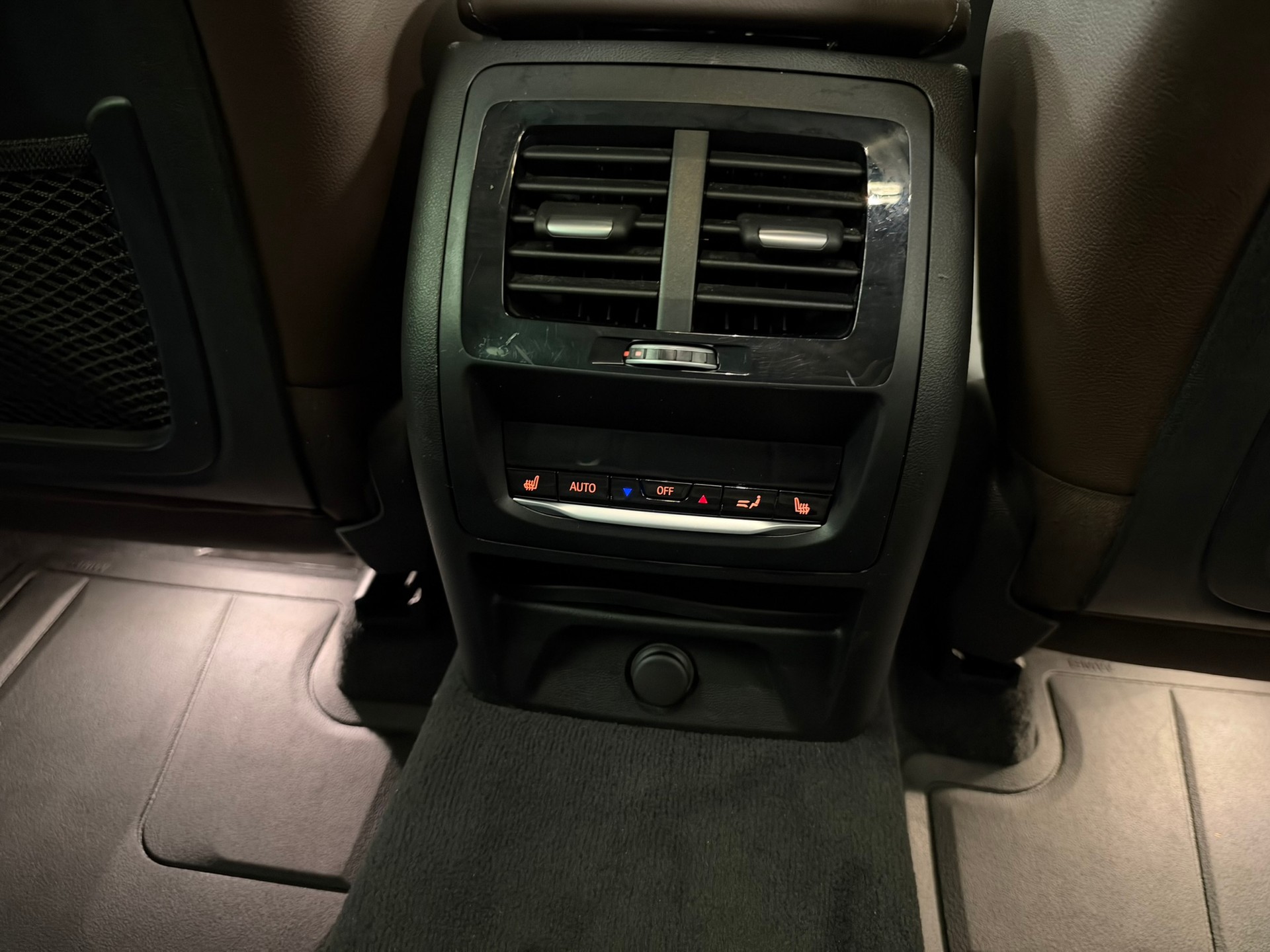 BMW X3 xDrive 30d Individual M Sport Steptronic-image-14