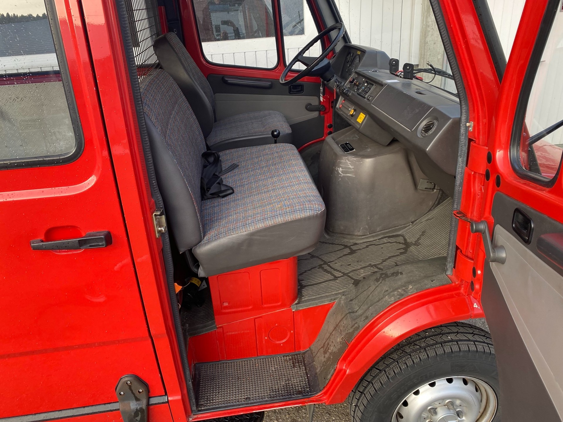 MERCEDES-BENZ 310 4x4 Untersetzung-image-8