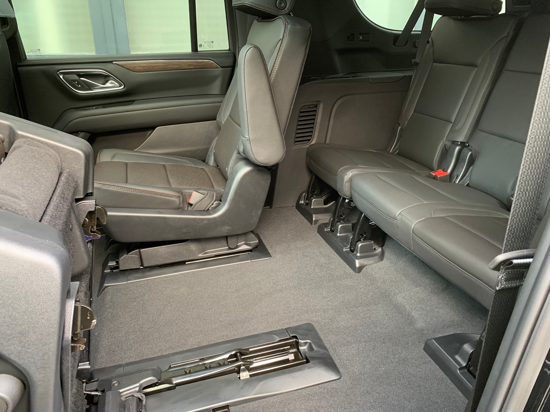 CHEVROLET Suburban High Country 6,2 V8 420 PS 4WD 7 Pl.-image-10