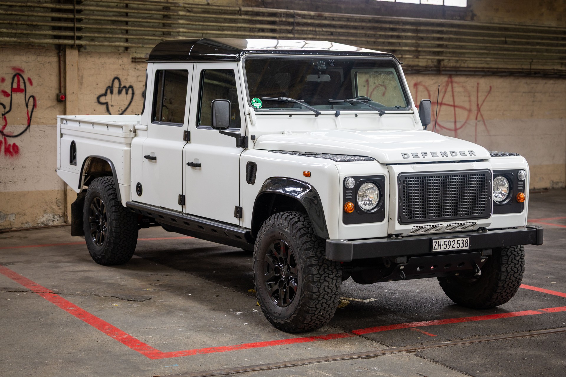 LAND ROVER 130 Pick Up-image-1