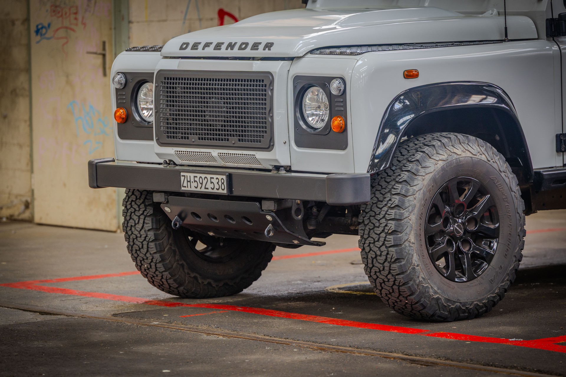 LAND ROVER 130 Pick Up-image-4