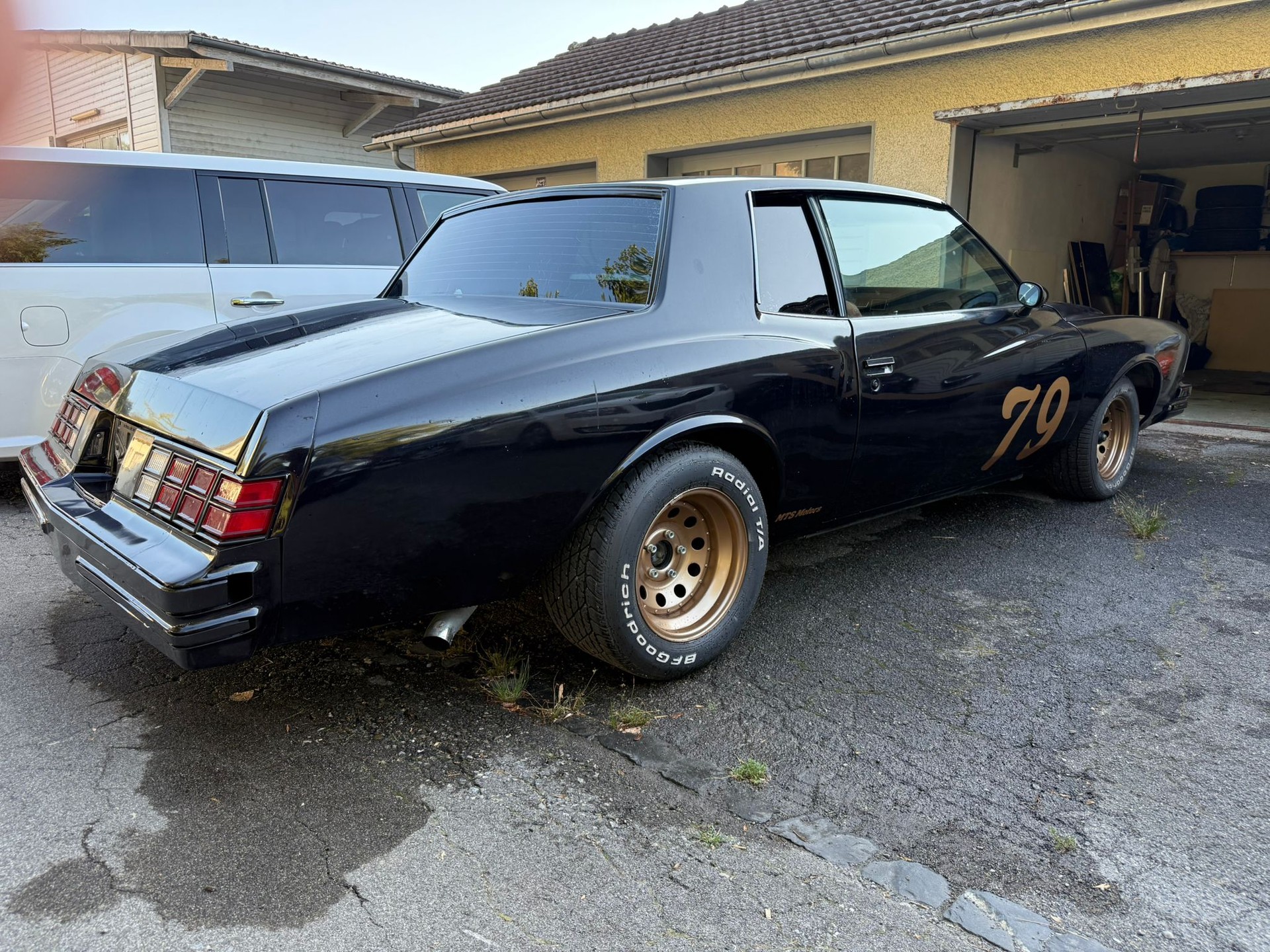 CHEVROLET Monte Carlo-image-5