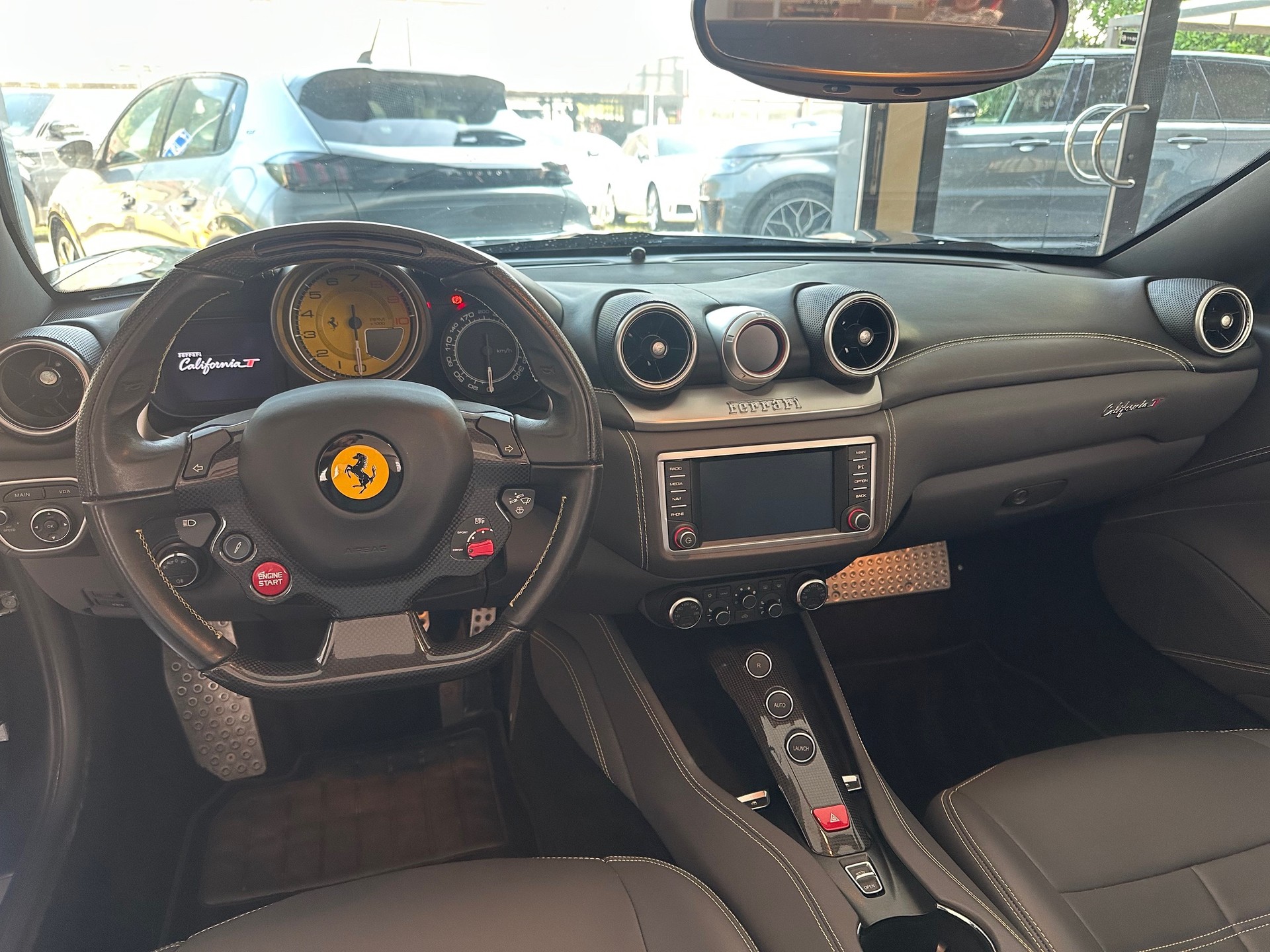 FERRARI California 3.9 V8 T-image-14
