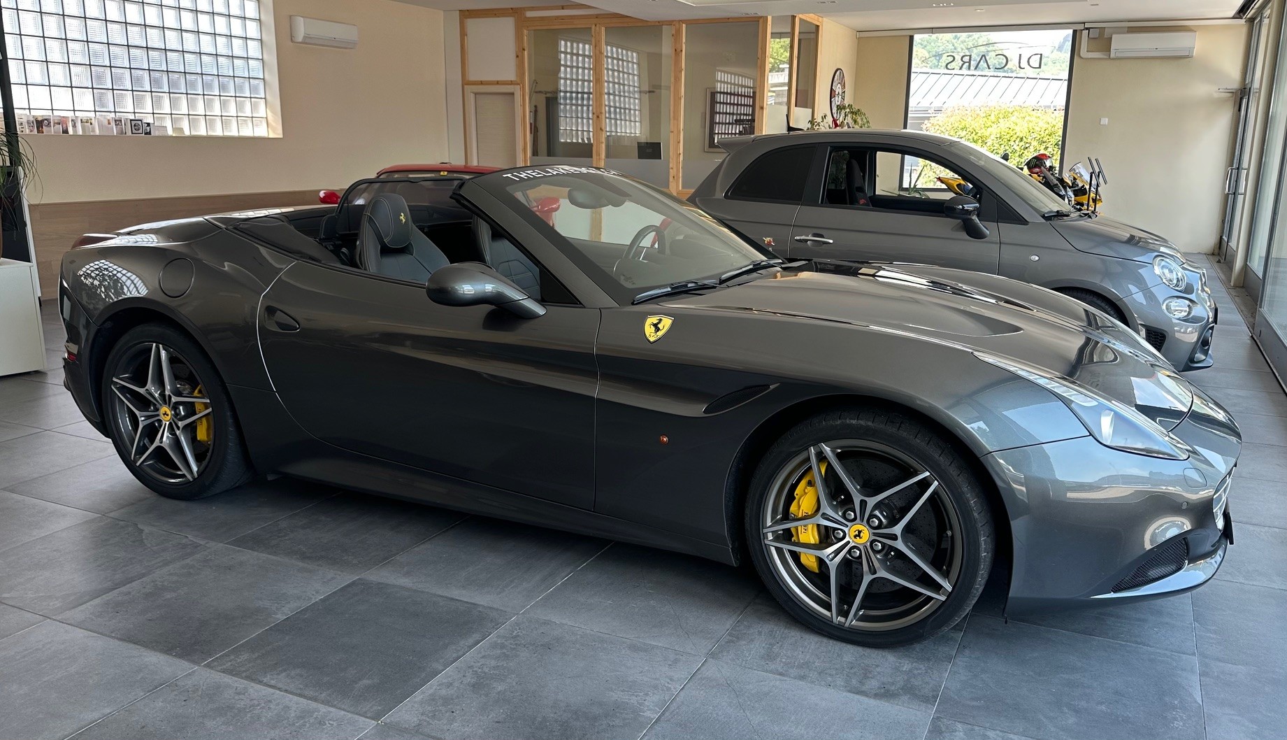 FERRARI California 3.9 V8 T-image-2