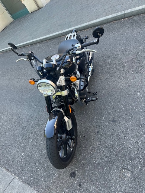 ROYAL ENFIELD Super Meteor 650 Interstellar-image-4
