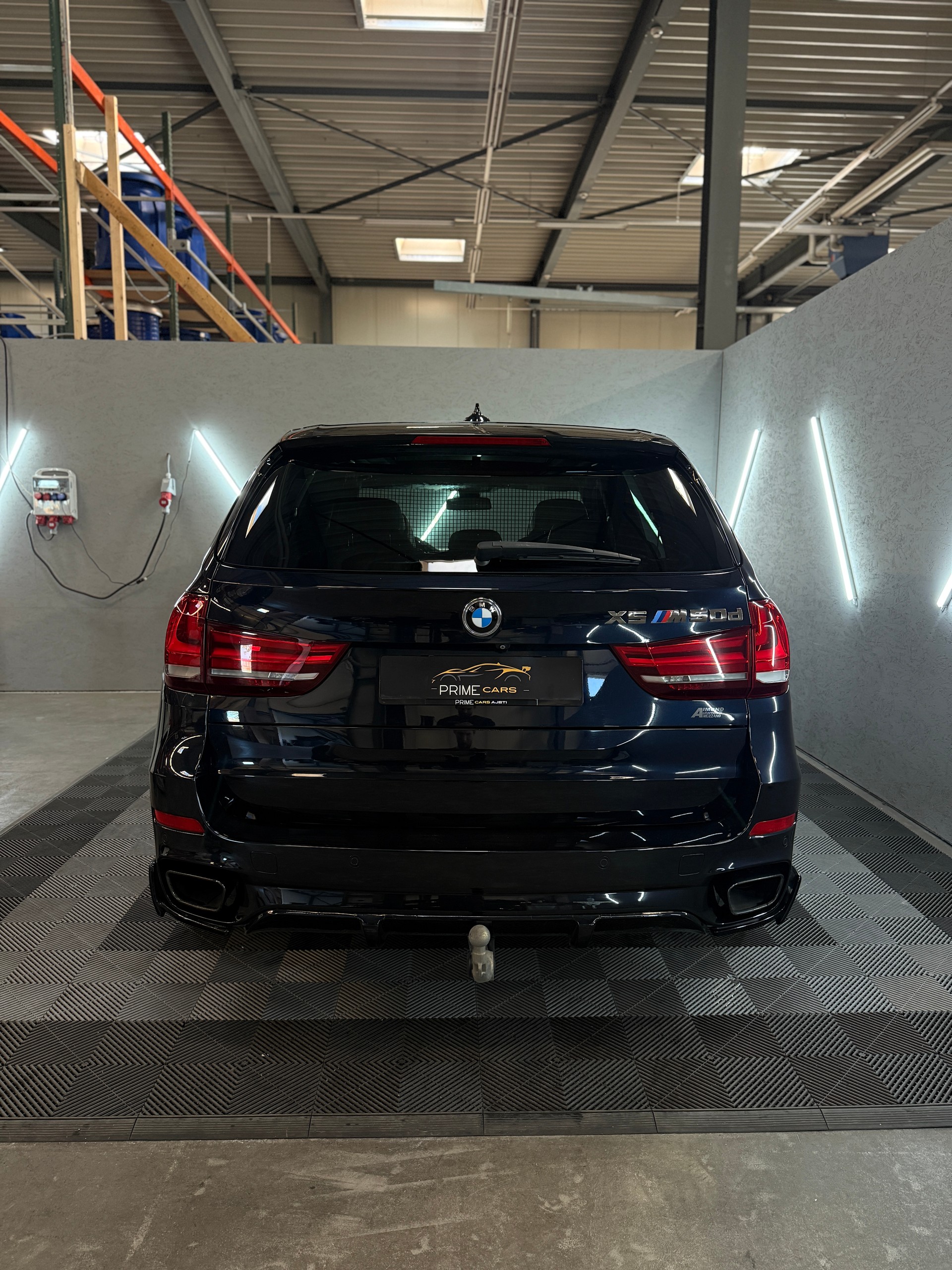 BMW X5 xDrive M50d Steptronic-image-4