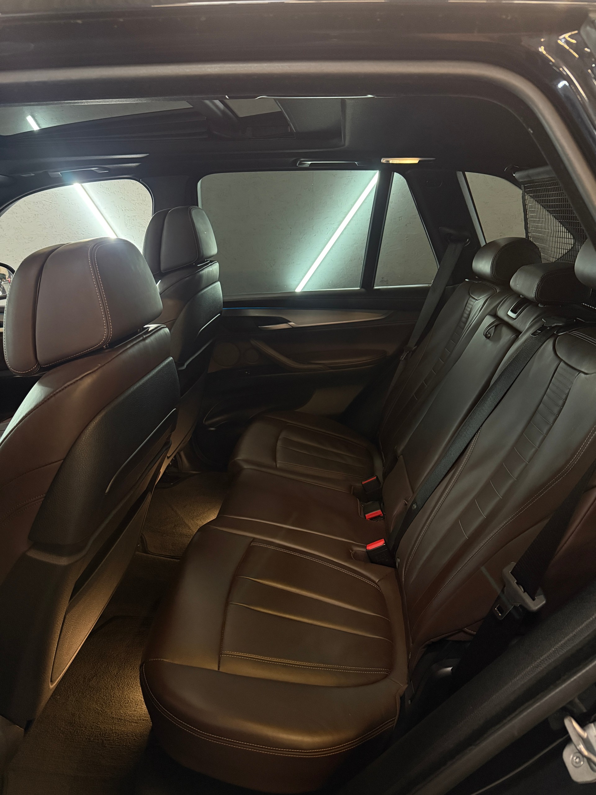 BMW X5 xDrive M50d Steptronic-image-12