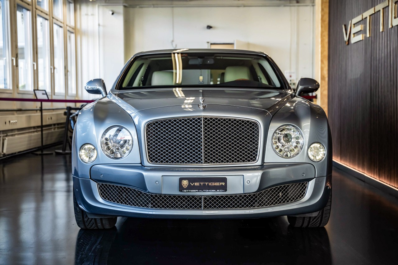 BENTLEY Mulsanne V8-showroom-element-1