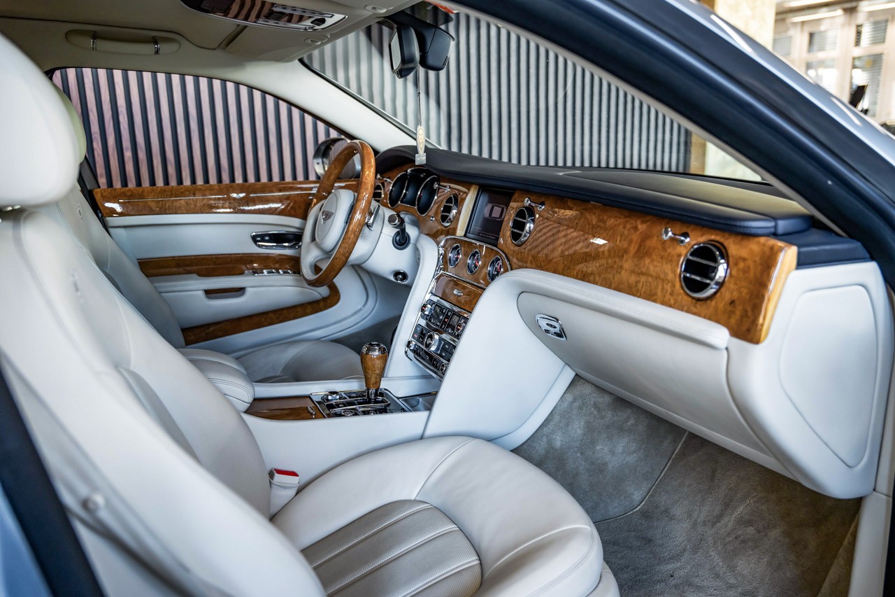 BENTLEY Mulsanne V8-image-13