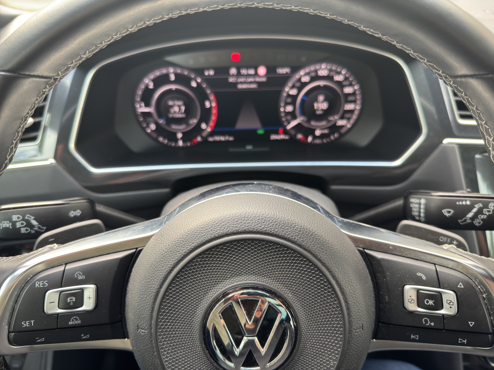 VW Tiguan Allspace 2.0 TDI SCR Highline 4Motion DSG-image-11